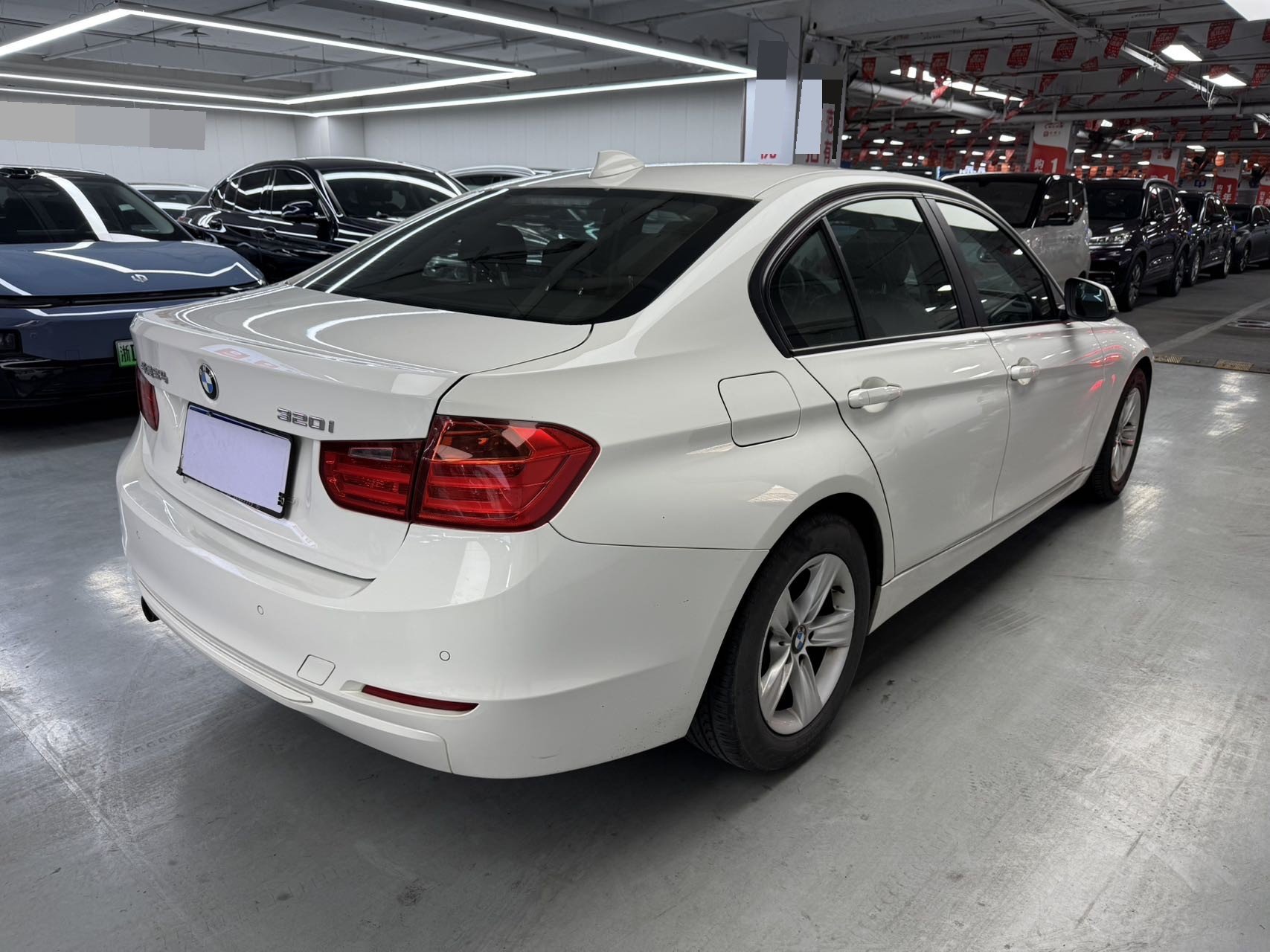 BMW 3 Series 2013 car image #8