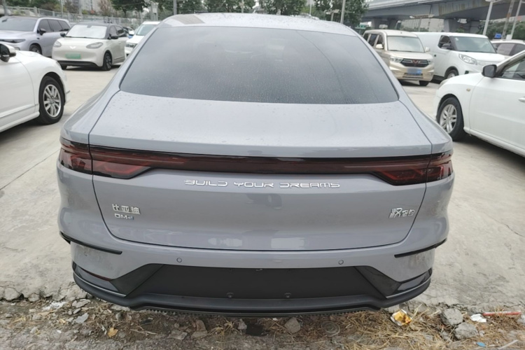 BYD Han 2024 car image #6