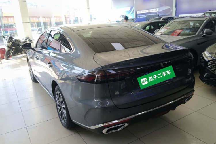 GEELY Emgrand 2025 #5 GEELY Emgrand 2025 car image #5