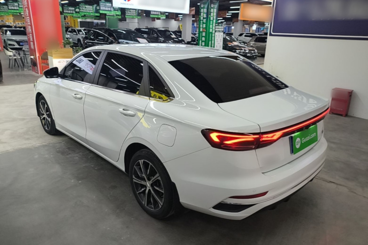 GEELY Emgrand 2024 #5 GEELY Emgrand 2024 car image #5