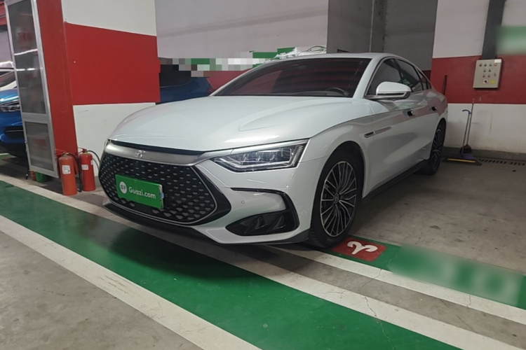 BYD Han 2024 car image #2