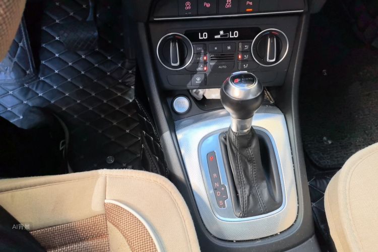 Audi Q3 2016 #16 Audi Q3 2016 car image #16