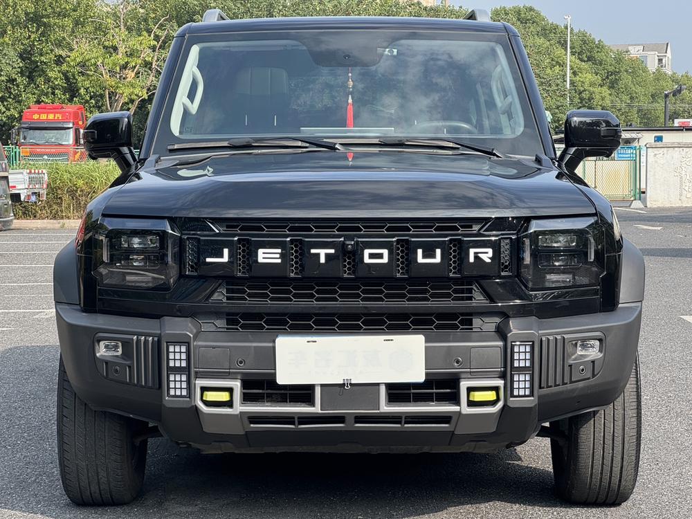 Jetour Traveller 2024 car image #2