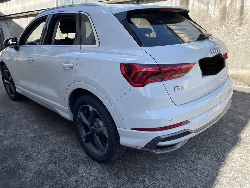 Audi Q3 2021 car image #3