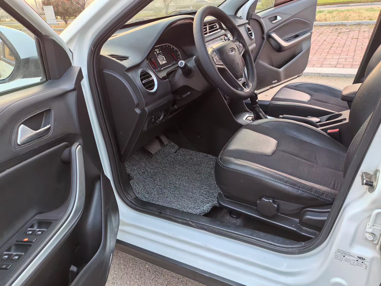 Chery Tiggo 3x 2018 image de voiture #9