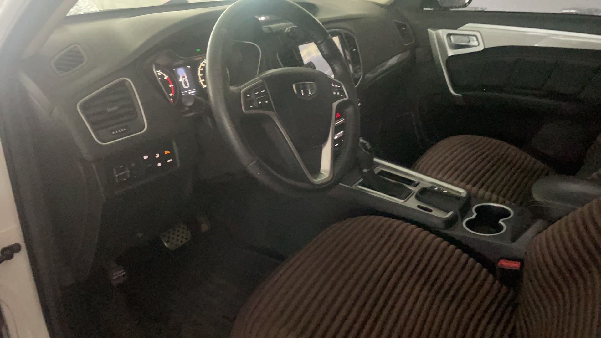 GEELY Vision X6 2017 #3 GEELY Vision X6 2017 car image #3