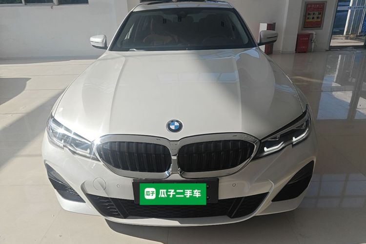 BMW 3 Series 2021 #3 BMW 3 Series 2021 car image #3