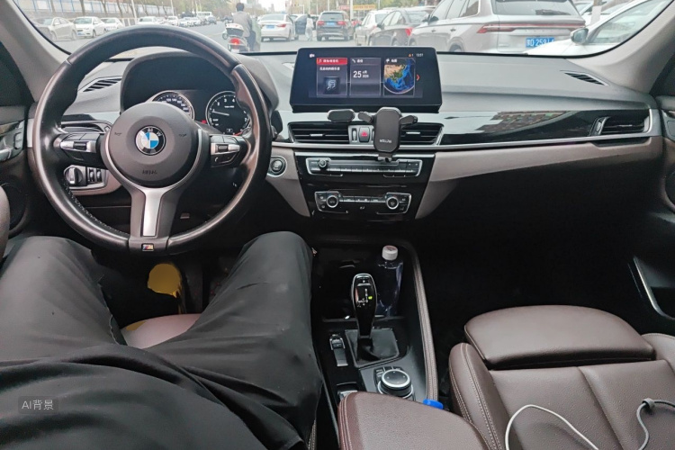 BMW X1 2020 car image #11