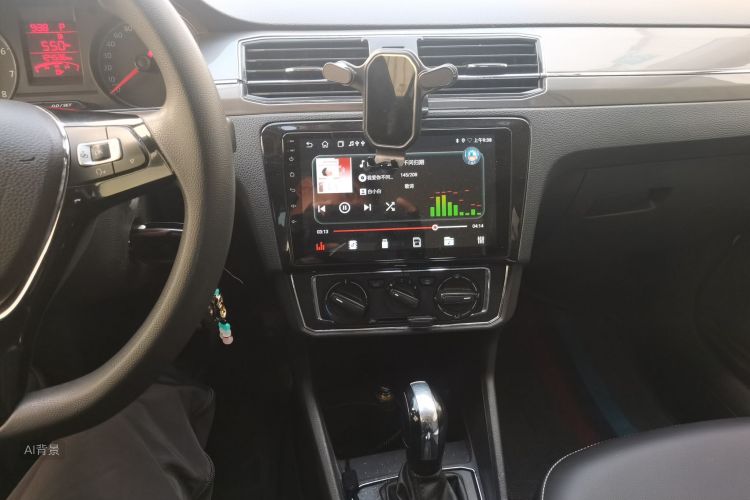 Volkswagen Santana 2018 car image #15