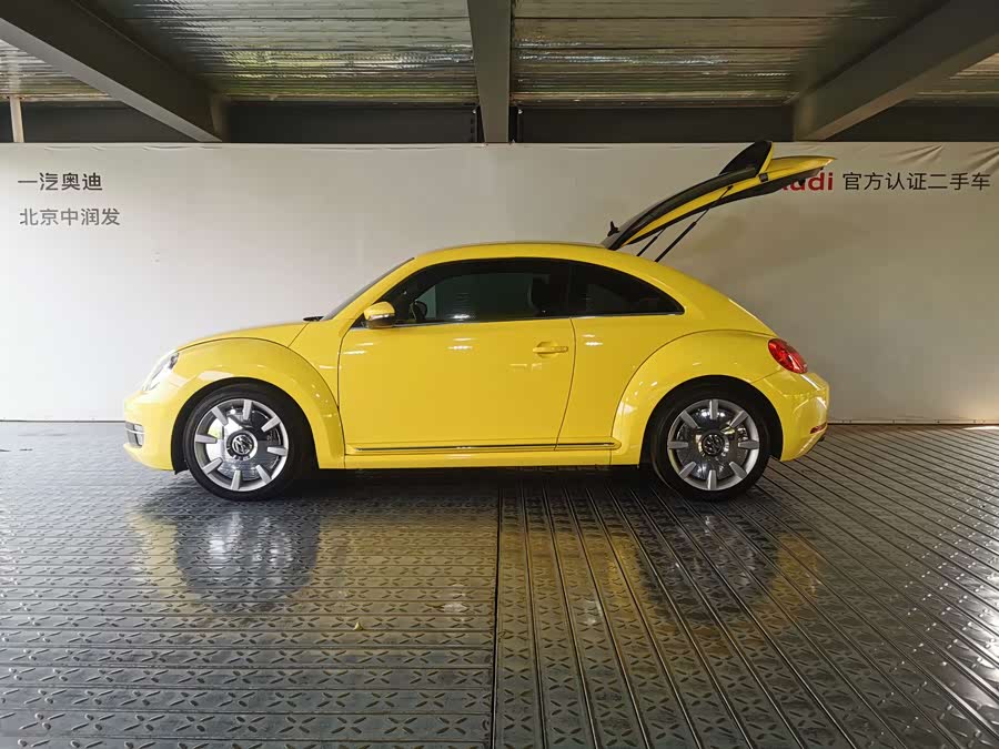 Volkswagen Beetle 2013 immagine di auto #5