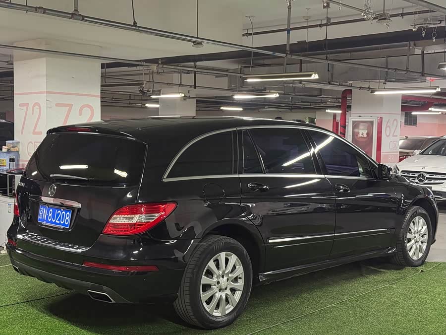 Mercedes-Benz R Class 2014 car image #5