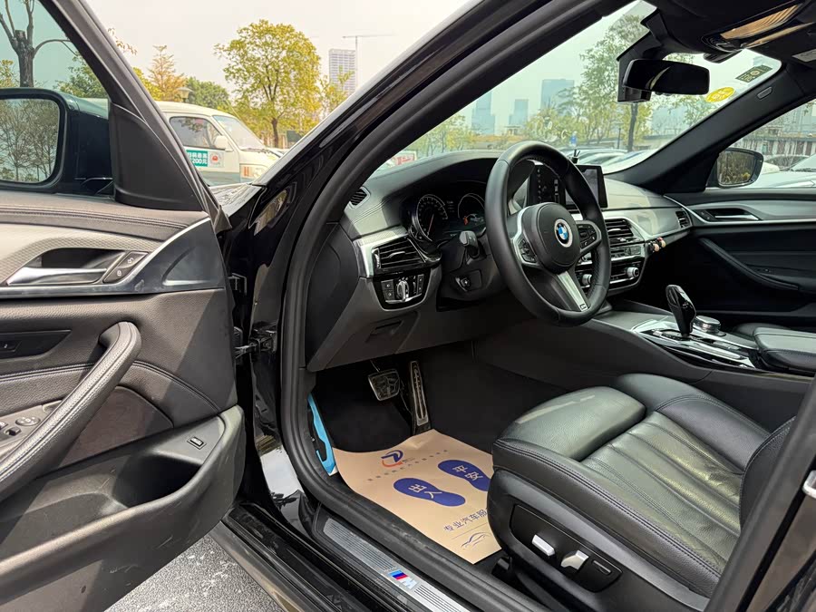 BMW 5 Series (Imported) 2017 car image #5