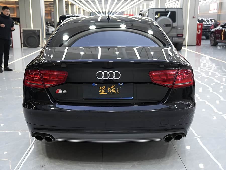 Audi S8 2015 car image #5