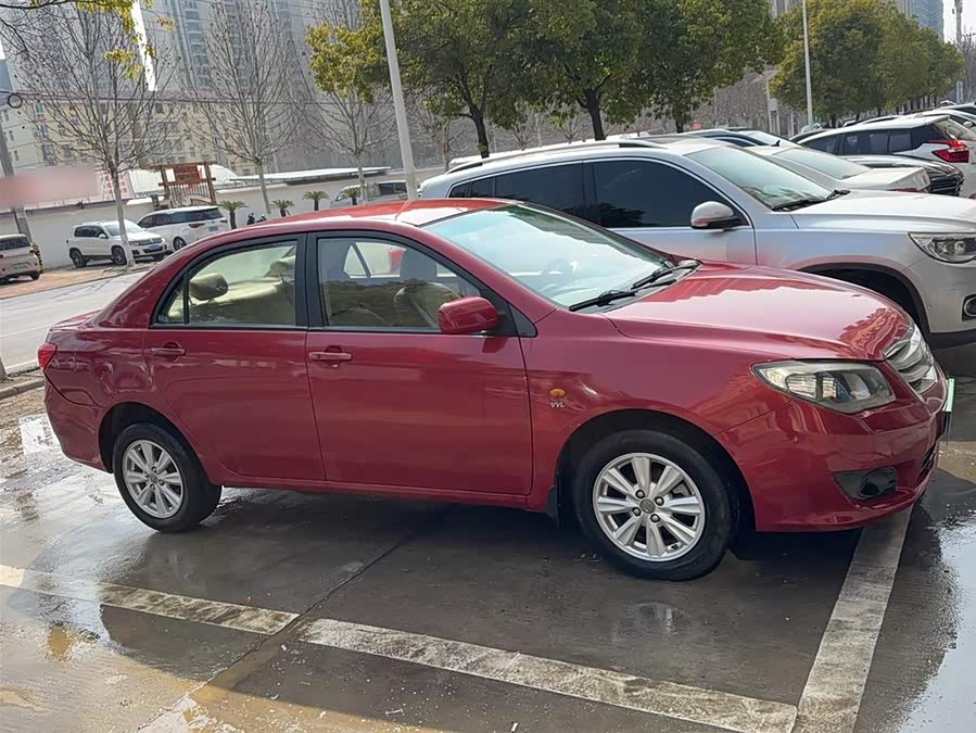 BYD L3 2013 car image #5