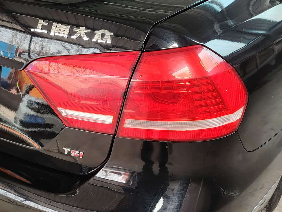 Volkswagen Passat 2015 car image #5