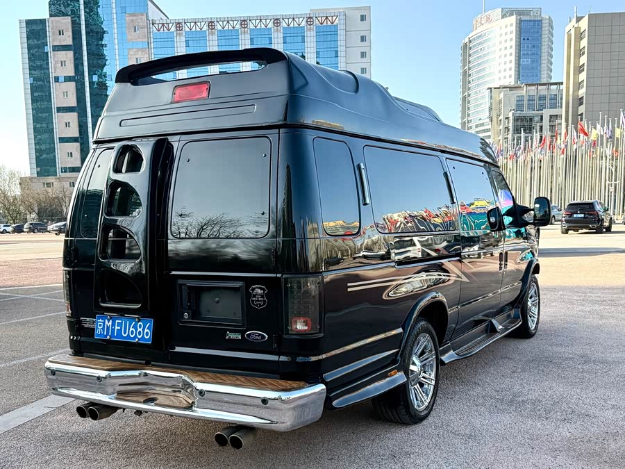 Ford E350 2015 car image #5