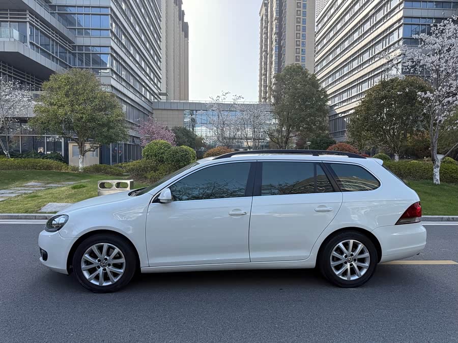 Volkswagen Golf (Imported) 2014 immagine di auto #5