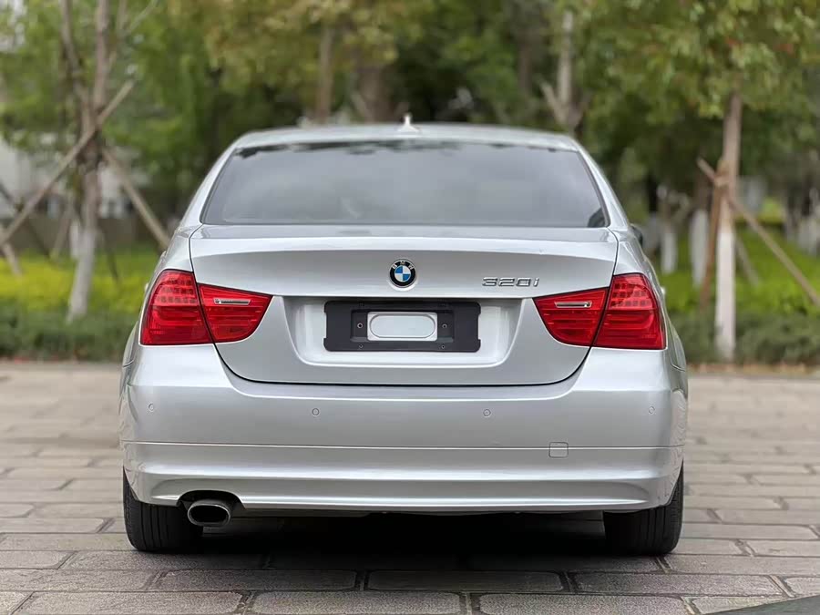 BMW 3 Series (Imported) 2010 #5 BMW 3 Series (Imported) 2010 car image #5