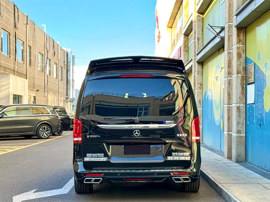 Mercedes-Benz V Class 2023 #5 Mercedes-Benz V Class 2023 immagine di auto #5