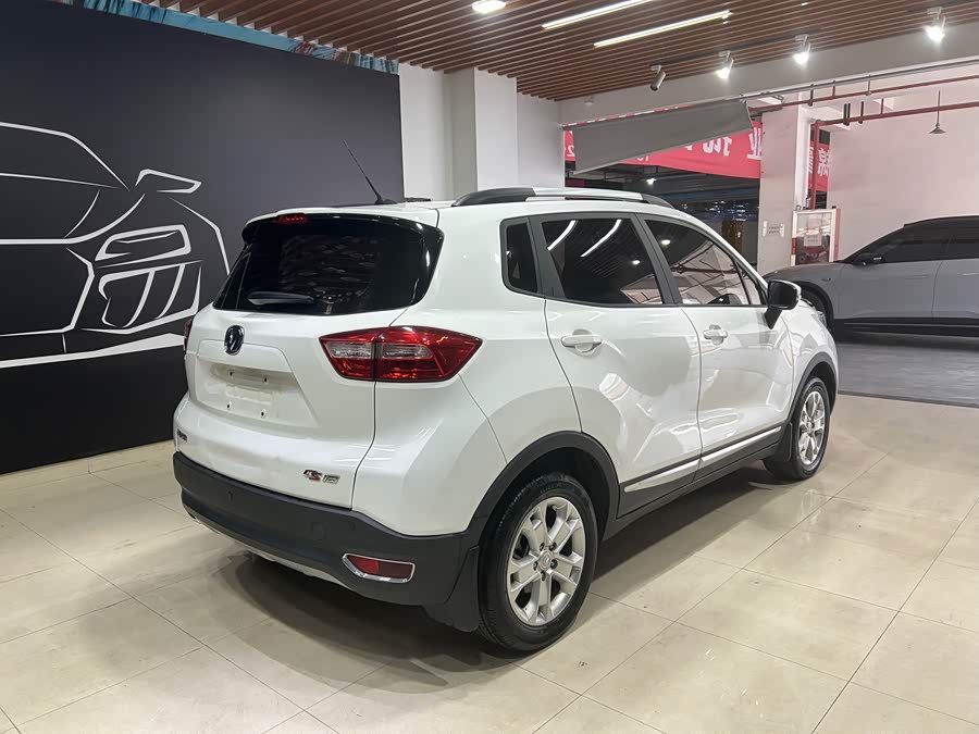 Changan CS15 2018 car image #5