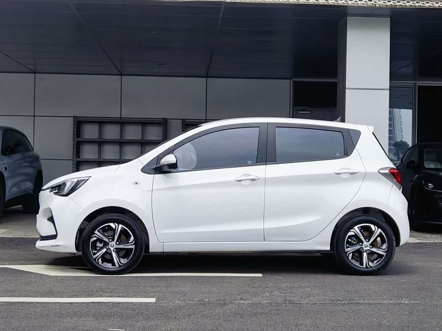 Changan BenBen E-Star 2022 car image #5