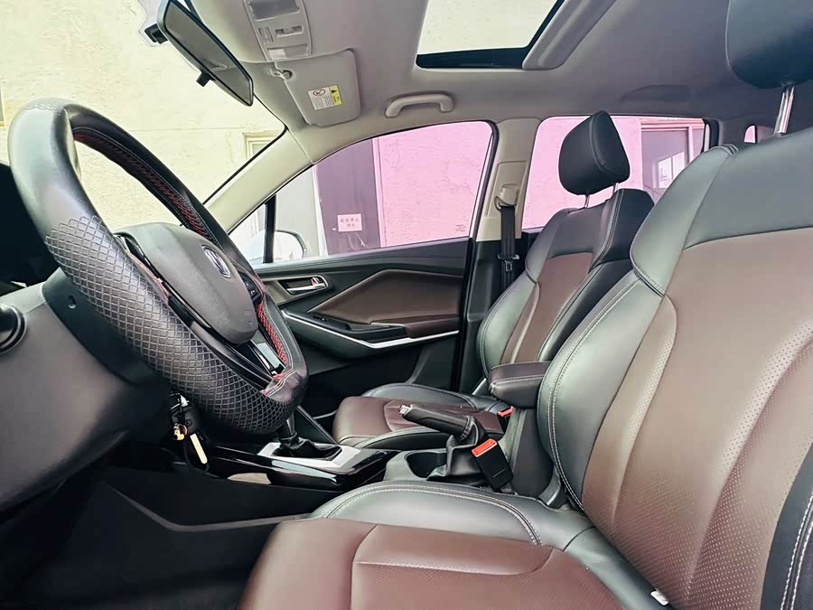 Changan CS15 2019 imagen de coche #5
