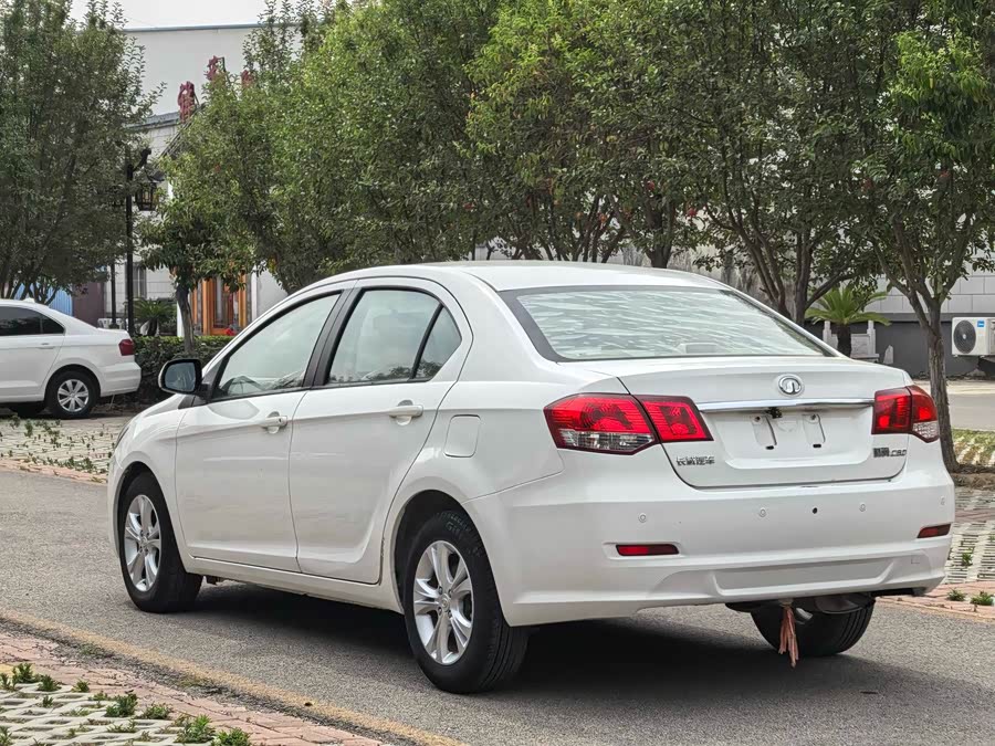 Great Wall C30 2013 car image #5