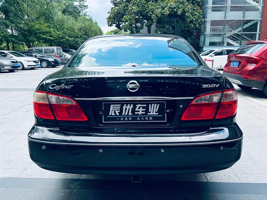 日产 风度 2004 汽车图片 #5