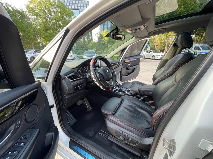 BMW 2 Series Gran Tourer 2015 #5 BMW 2 Series Gran Tourer 2015 صورة سيارة #5