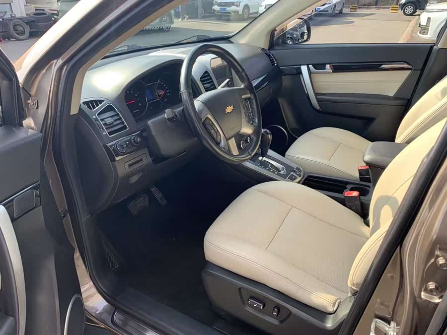 Chevrolet Captiva 2016 #5 Chevrolet Captiva 2016 car image #5