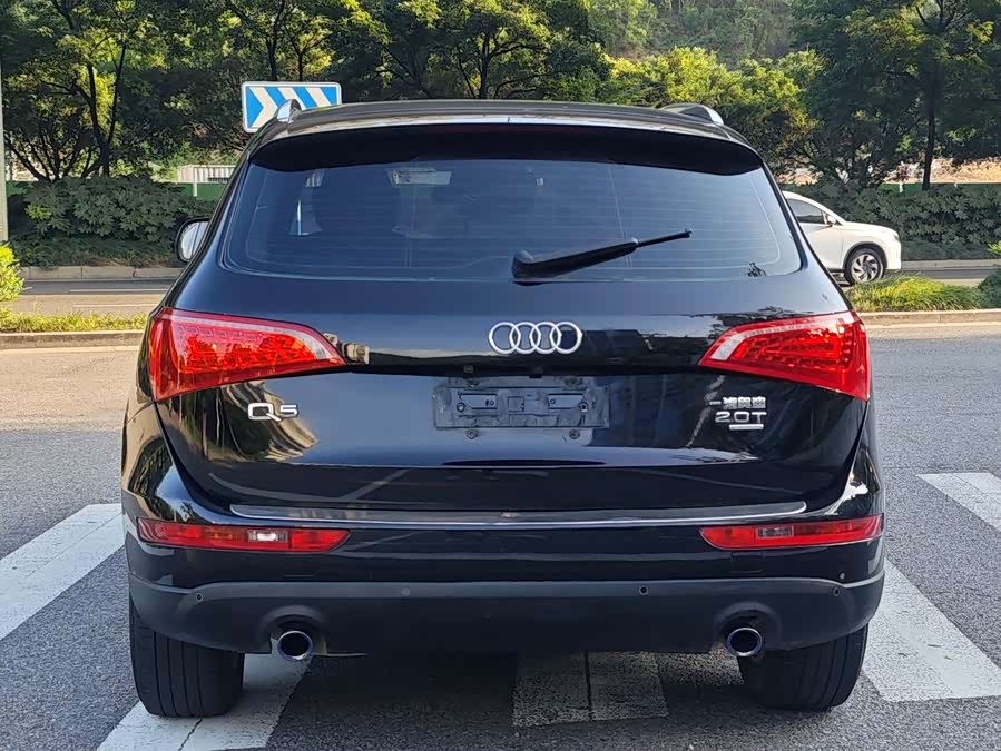 Audi Q5 2012 car image #5