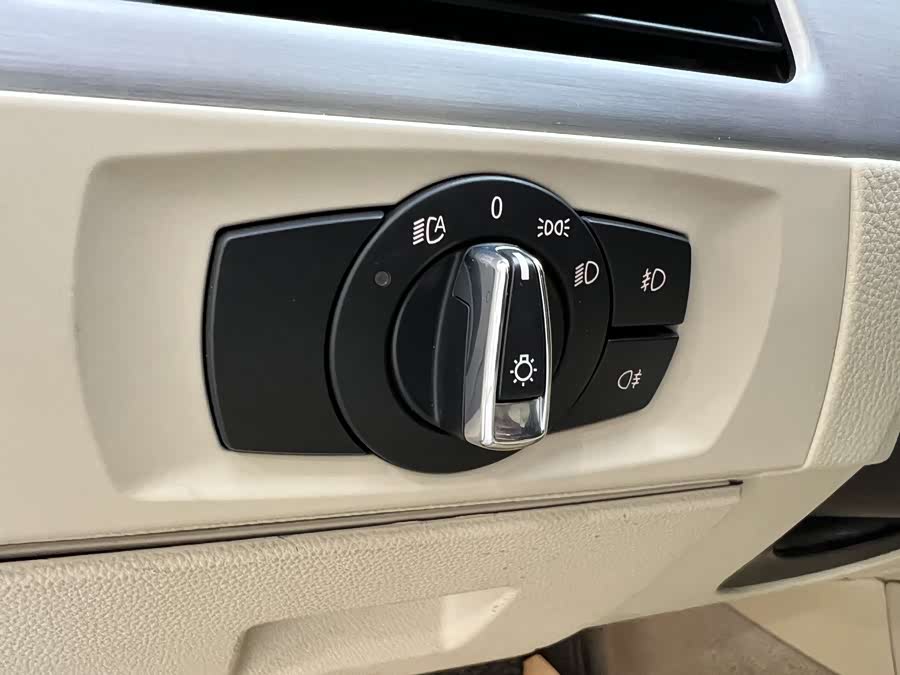 BMW 3 Series (Imported) 2013 #5 BMW 3 Series (Imported) 2013 car image #5