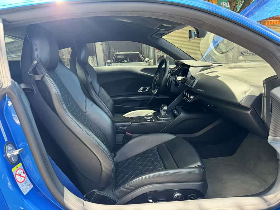 Audi R8 2020 #5 Audi R8 2020 car image #5