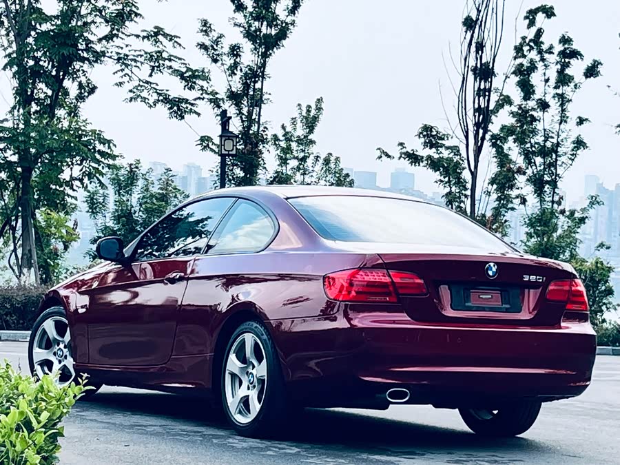 BMW 3 Series (Imported) 2012 изображение автомобиля #5