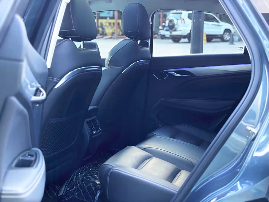 GEELY Tugella New Energy 2019 car image #5