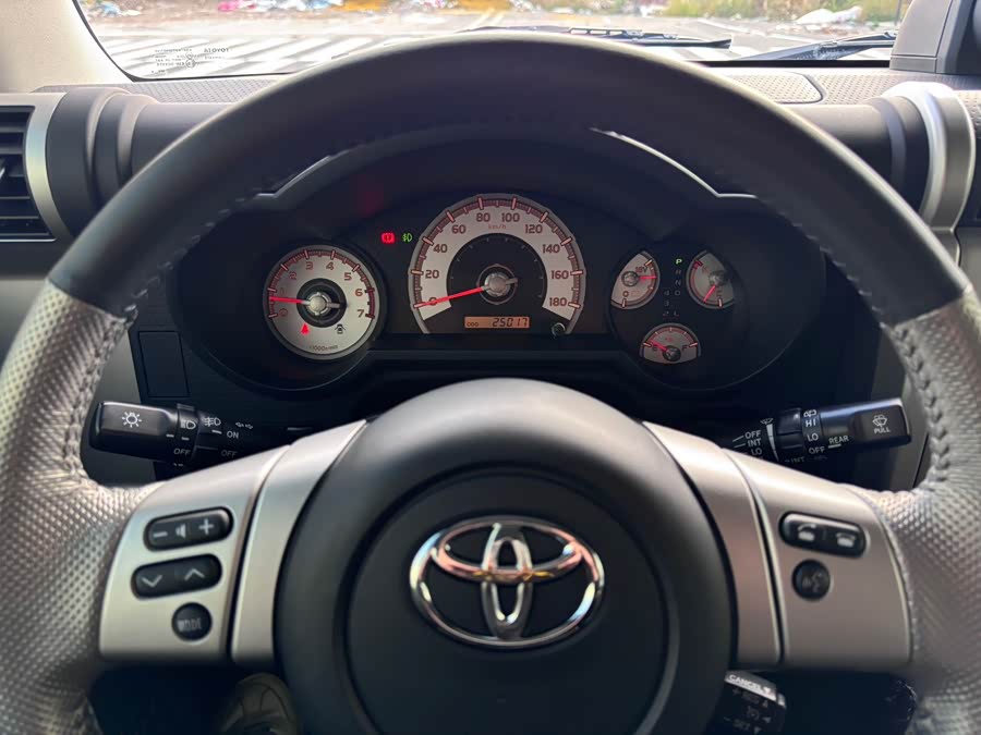 Toyota Reiz 2018 immagine di auto #5