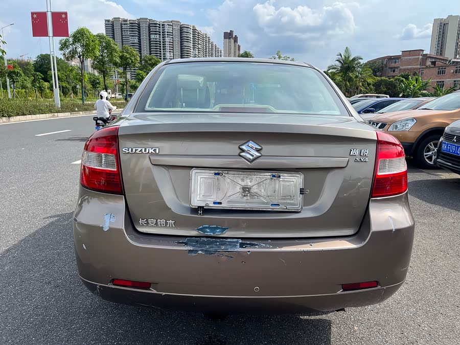 Suzuki SX4 Sedan 2013 imagem de carro #5