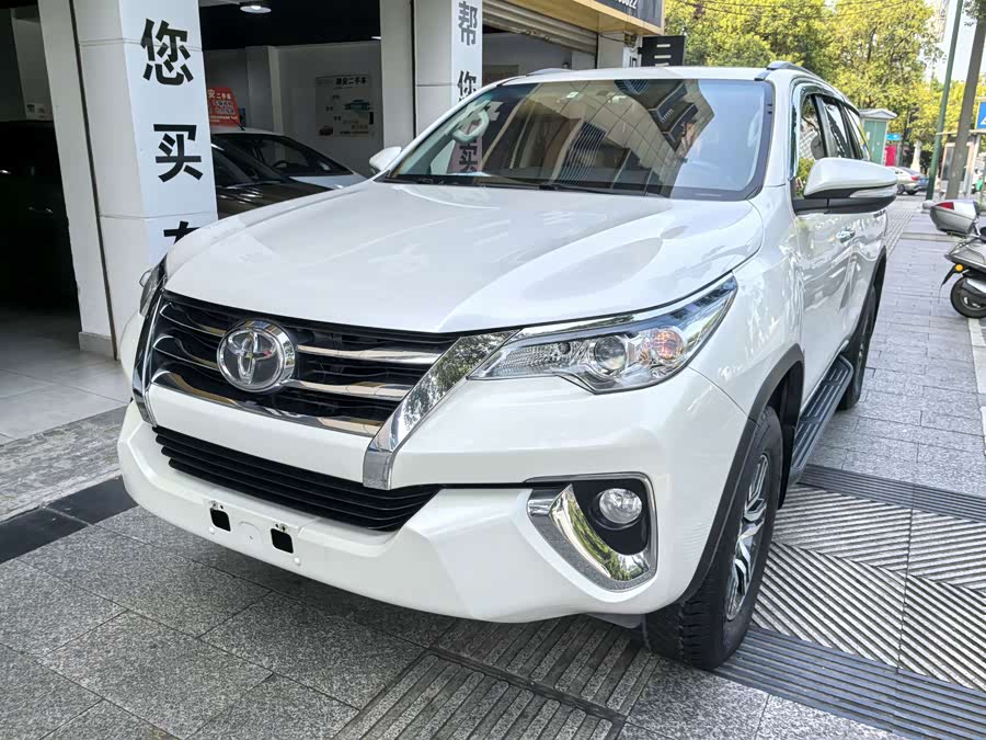 Toyota Fortuner 2017 #5 Toyota Fortuner 2017 immagine di auto #5