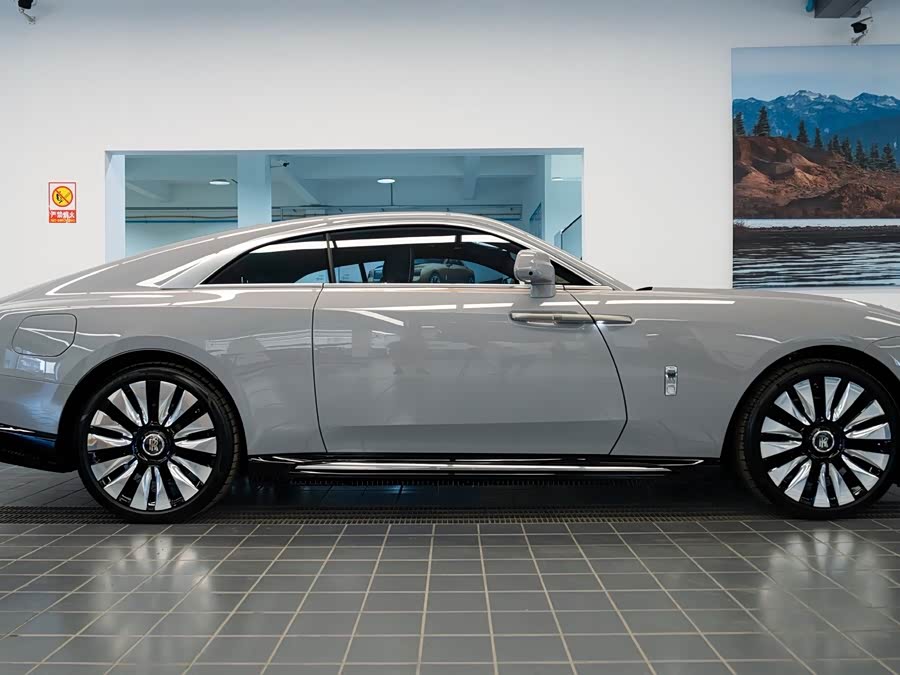 劳斯莱斯 闪灵 汽车图片 #5