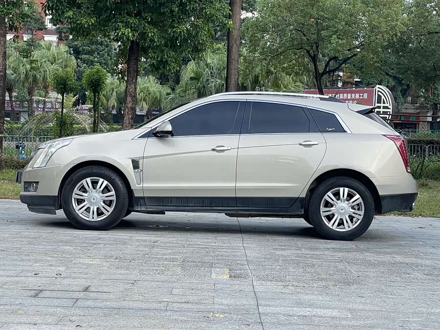 2011 car image #5