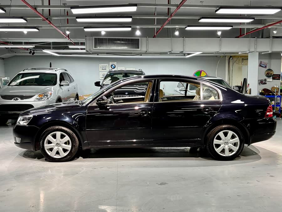 Volkswagen Passat Lingyu 2010 car image #5