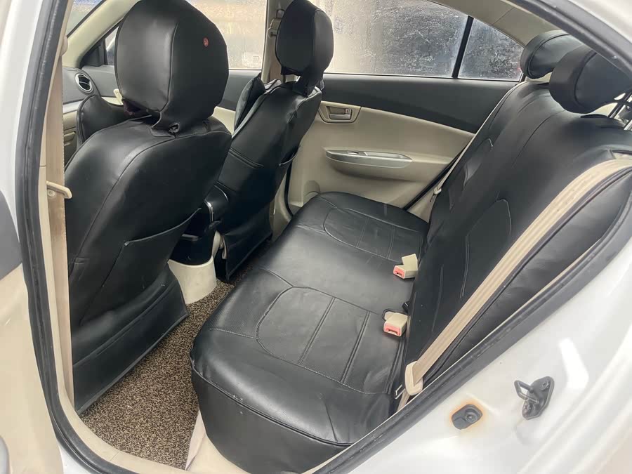 Changan Alsvin V5 2014 car image #5