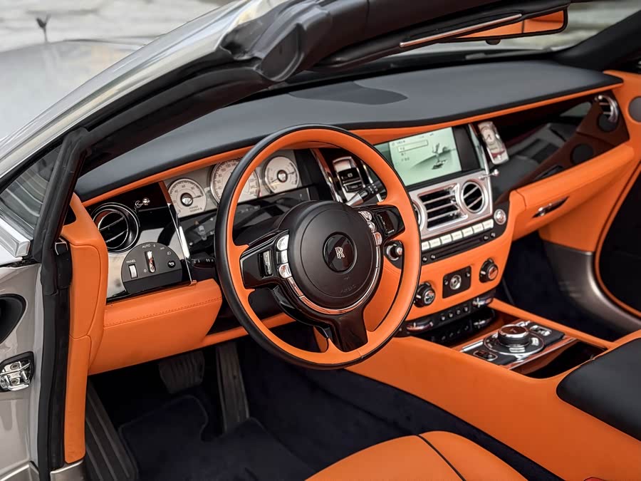 劳斯莱斯 曜影 2016 汽车图片 #5