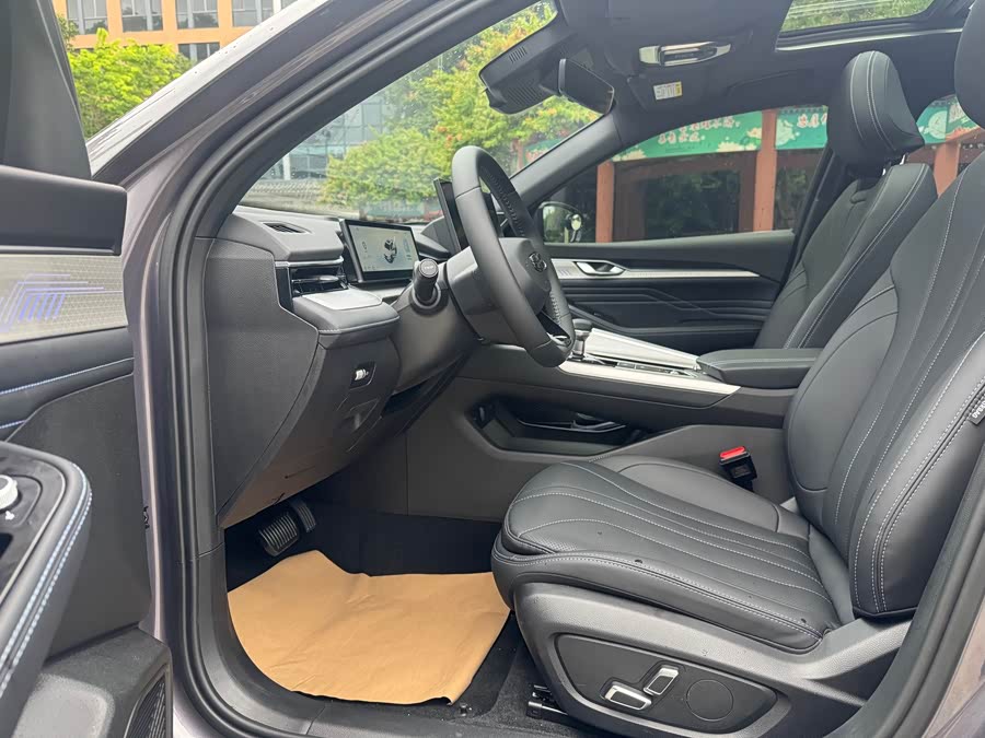 GEELY Preface 2024 #5 GEELY Preface 2024 car image #5