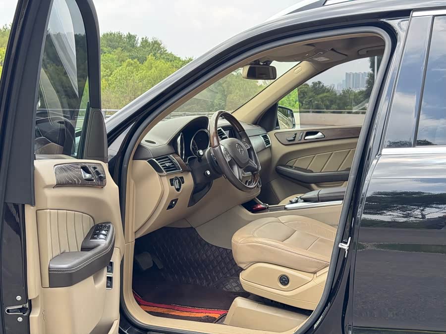 Mercedes-Benz GL Class 2015 #5 Mercedes-Benz GL Class 2015 car image #5