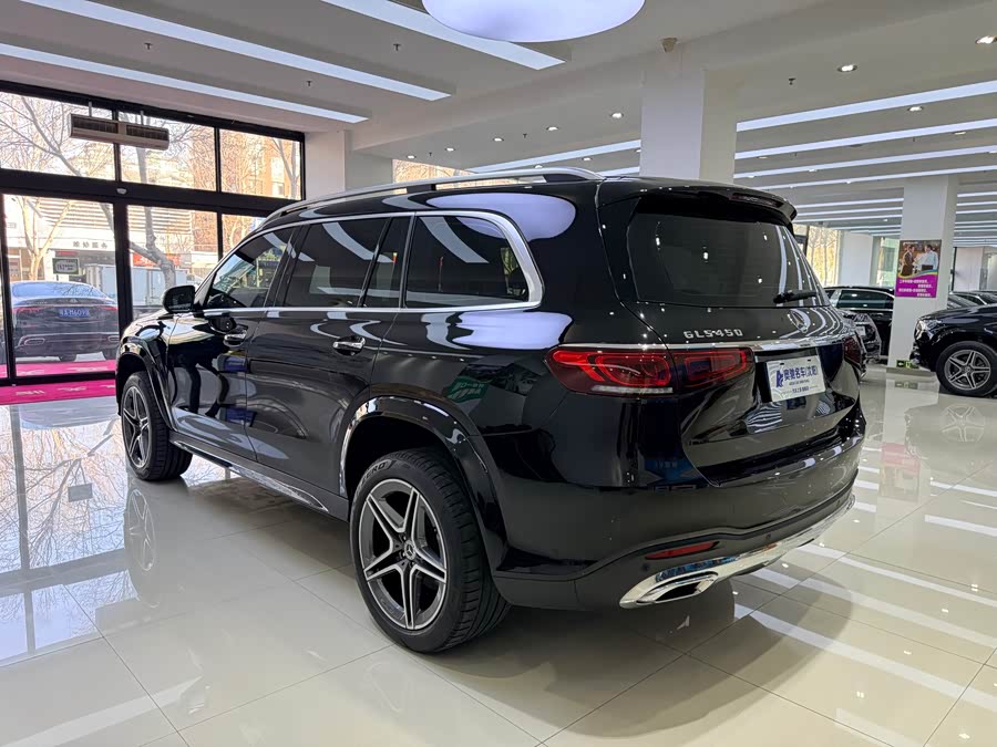 Mercedes-Benz GLS Class 2023 car image #5