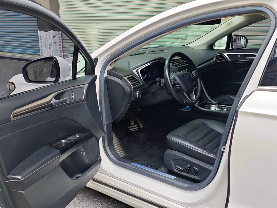 Ford Mondeo New Energy 2018 car image #5