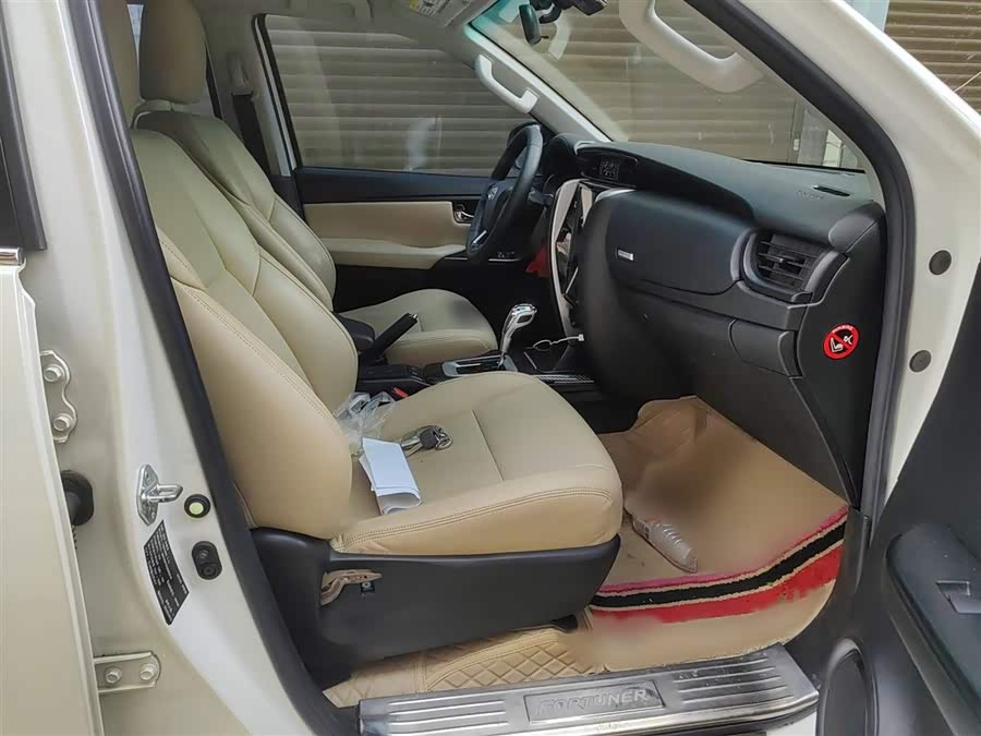 Toyota Fortuner 2018 car image #5