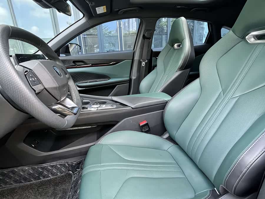 Changan UNI-V iDD 2024 #5 Changan UNI-V iDD 2024 car image #5