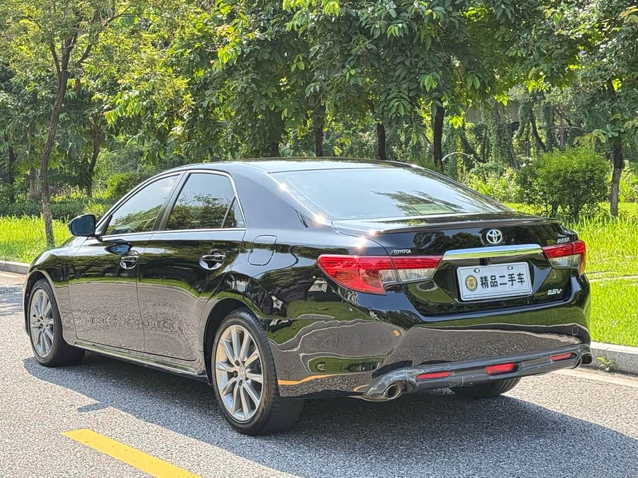 Toyota Reiz 2015 immagine di auto #5